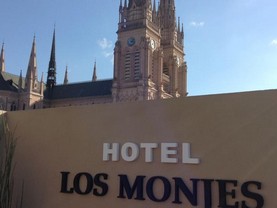 Los Monjes, Lujan