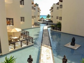 Aldea Thai 1124, Playa del Carmen