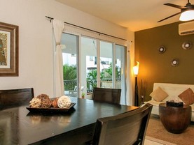 Gaviotas 211, Playa del Carmen