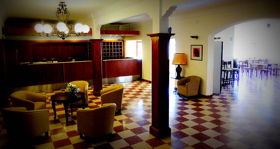 Hotel Tejas Rojas, Villa Gesell