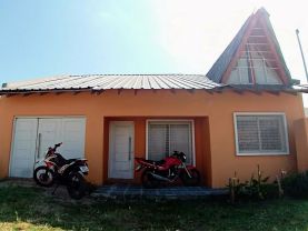 La casa de Carla... en Quequén a 6 cuadras del mar, Quequén