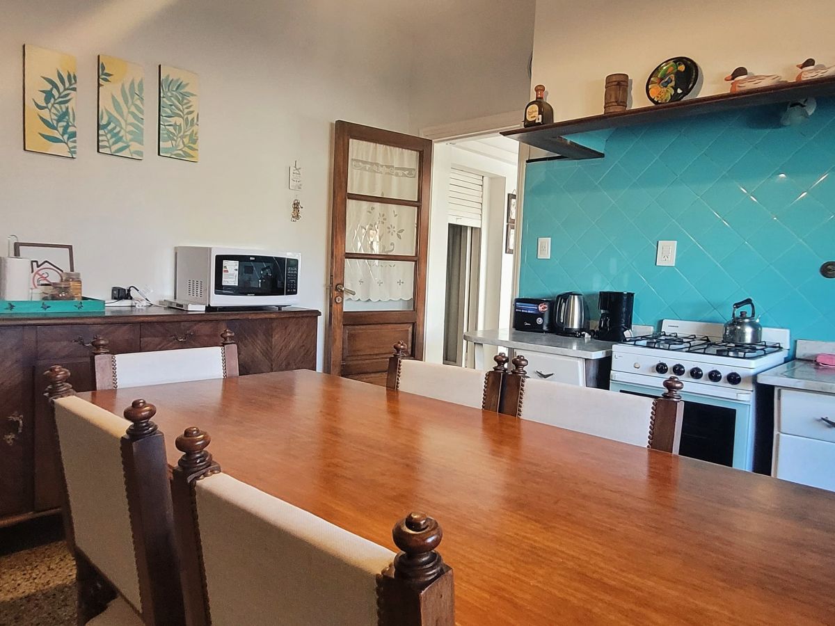Casa con pileta hasta 12 personas, Tandil