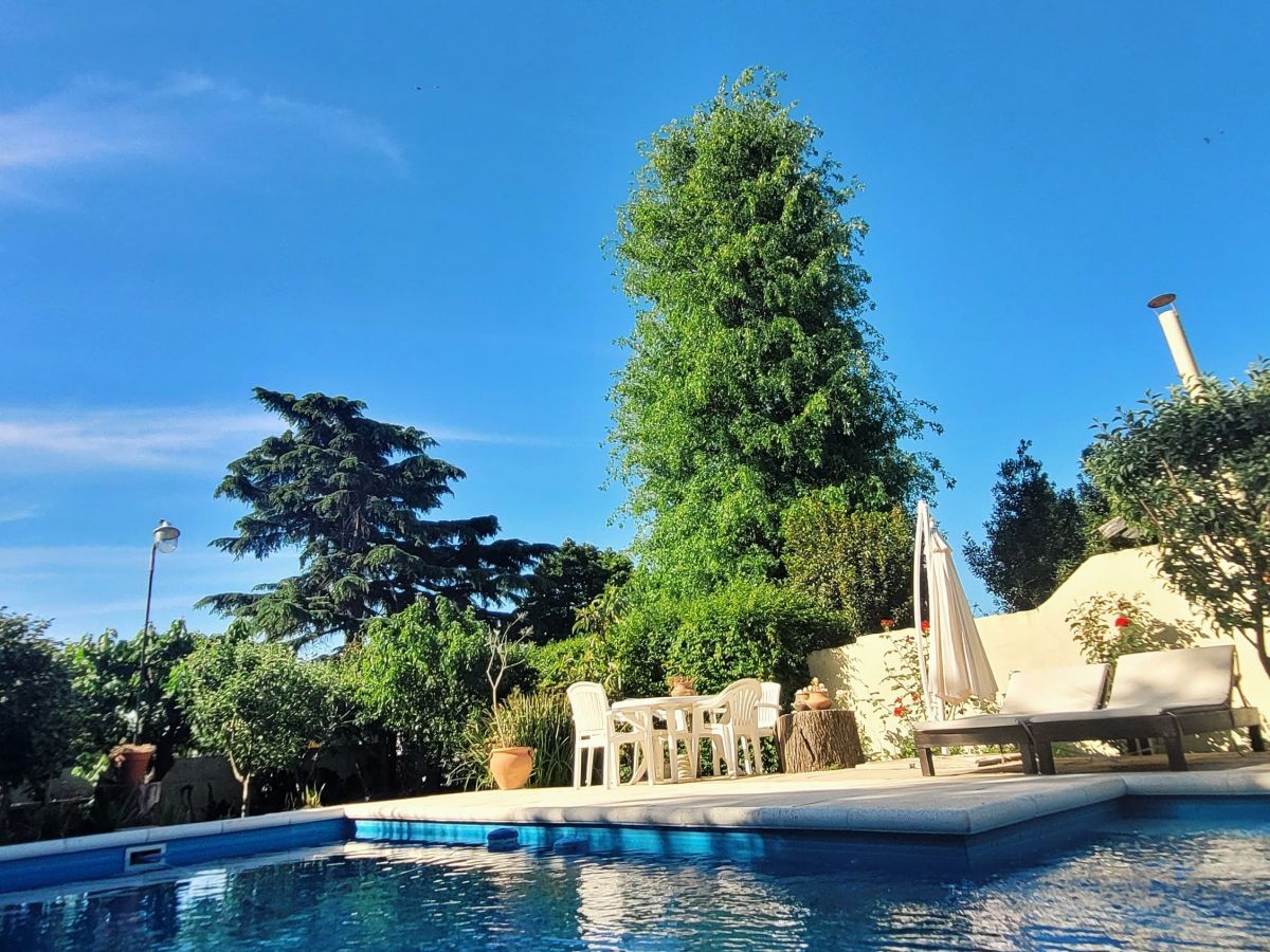 Casa con pileta hasta 12 personas, Tandil