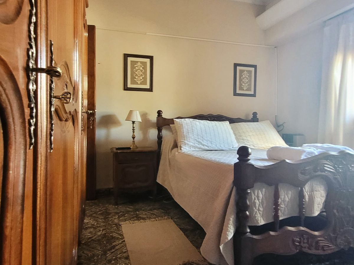Casa con pileta hasta 12 personas, Tandil