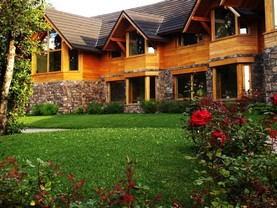 HOSTERIA ANTUQUELEN, Villa La Angostura