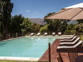 Gran Hotel Nono , Nono