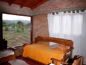 La Amelia , Mina Clavero