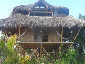 Hosteria Las Lagunas, Mompiche