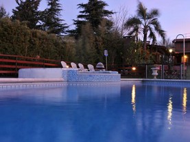 Nueve Lunas , Villa Santa Cruz del Lago