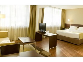 Hotel Director El Golf, Santiago