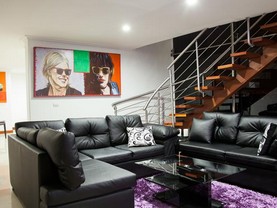 Penthouse Frontera, Medellín