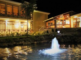 Fundo Hotel Ayarpongo, Churín