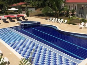 Arizona Ranch Hotel, Girardot