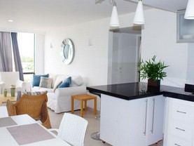 Apartamento 501 Edificio Comodoro Bay Club-Vive Caribe Properties, San Andrés