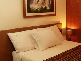 Froguesthouse, Lima