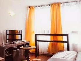 Alejandro Aliste Nº7, Santiago