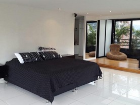 Modern Luxurious 2 Bedroom Penthouse in Poblado with Jacuzzi, Medellín