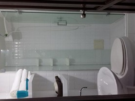 Santa Marta Hosts, Santa Marta