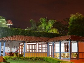 Villa Flor Blanca, Armenia