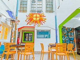 Terra Extremus, Santiago