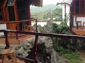 Cabañas Amazonia, Montañita