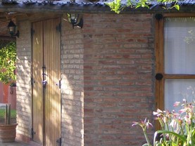Hotel Las Termas, Bernardo Larroude