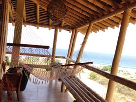 Punta Hills Montanita, Montañita