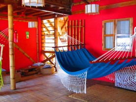 Tiki Limbo, Montañita