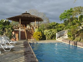 Happy Hill Ecohostel, Montañita