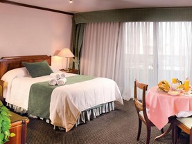 Hotel Embajador, Montevideo