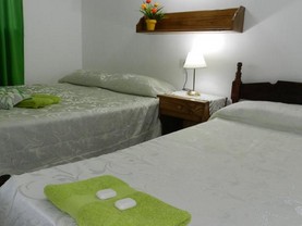 Colón, Posadas