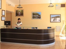 RI Hotel, Posadas